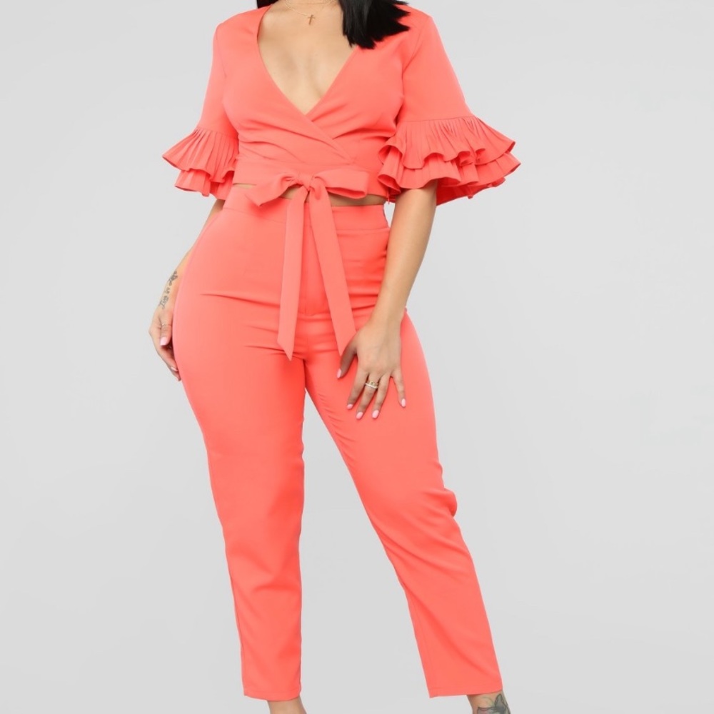 Two piece pant set